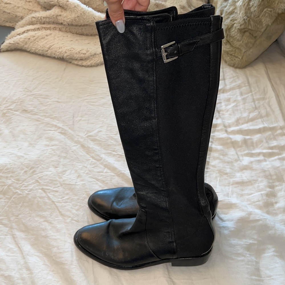 Coach black lilac boot (Q3011) - Picture 3 of 9